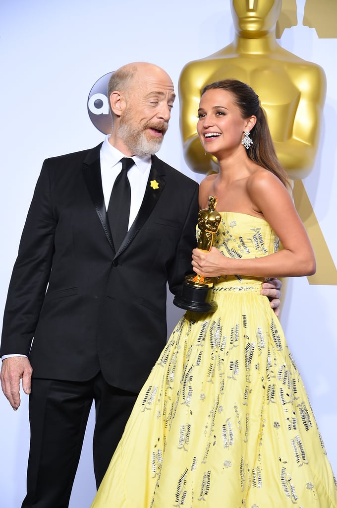 Alicia Vikander at the Oscars Red Carpet 2016