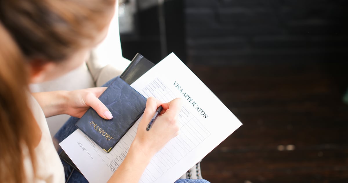 الإمارات تعدل قرارها بخصوص تجديد الإقامات منتهية الصلاحية Popsugar Middle East Smart Living