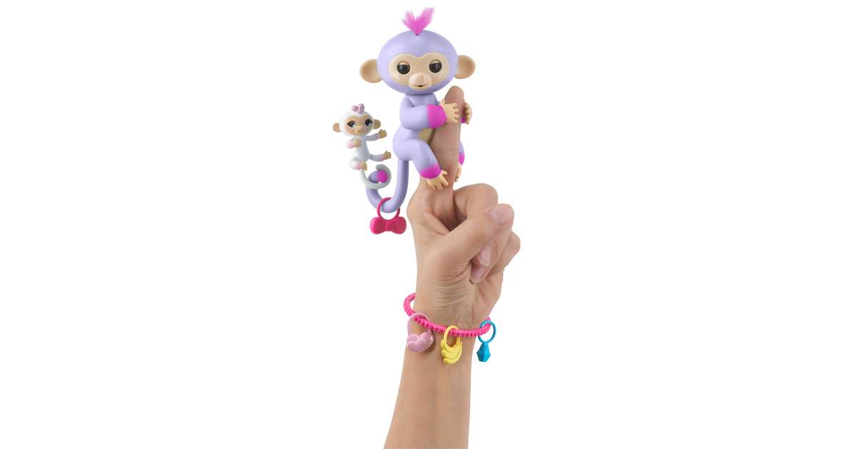 What Are Mini Fingerlings? POPSUGAR Family Photo 7
