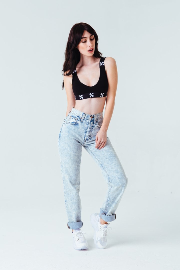 Retro Fit Jean in Light Wash