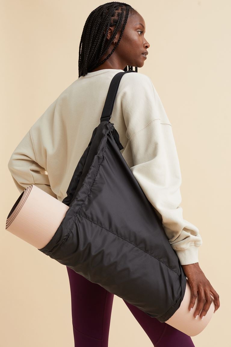 A Yoga Bag: H&M Yoga Mat Sports Bag