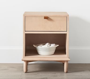 Nash Nightstand