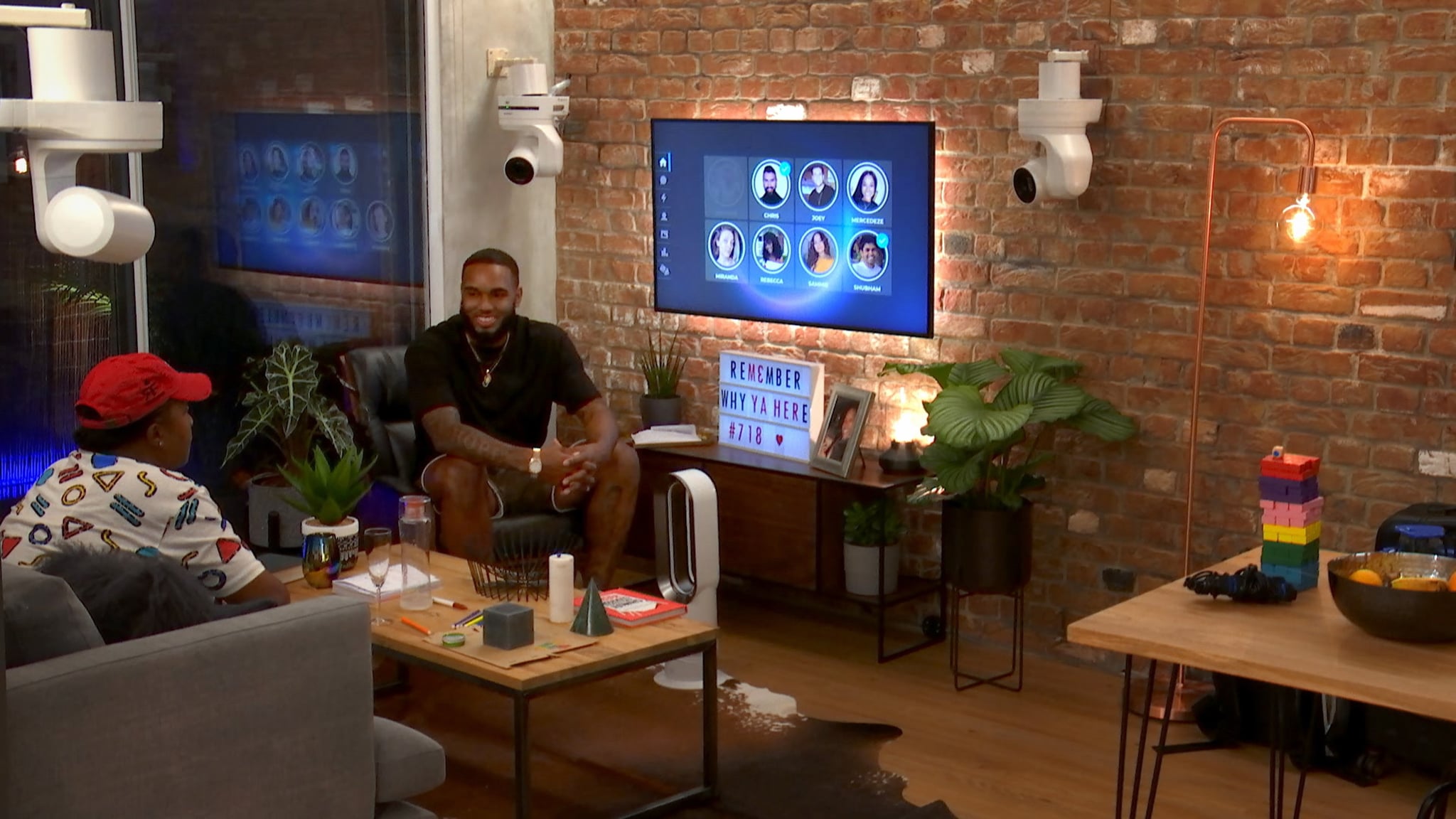 THE CIRCLE, from left: contestants Karyn Blanco, Antonio DePina, 'Planning Doubt', (Season 1, ep. 104, aired January 1, 2020). photo: Netflix / Courtesy Everett Collection