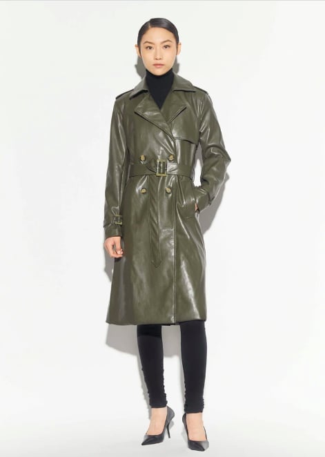 Apparis Lucia Trench