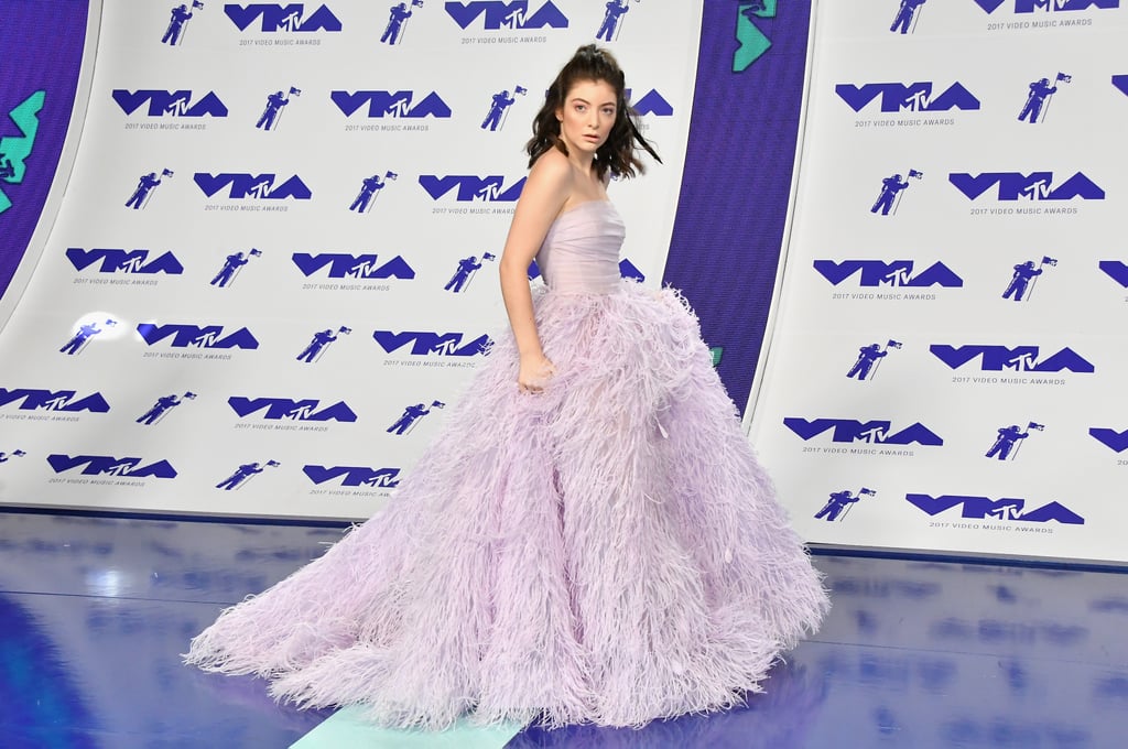 Lorde's Dress at VMAs 2017