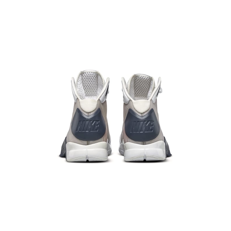 Barack Obama s Nike Hyperdunk Sneakers Are on Sale For 25K PS Fashion