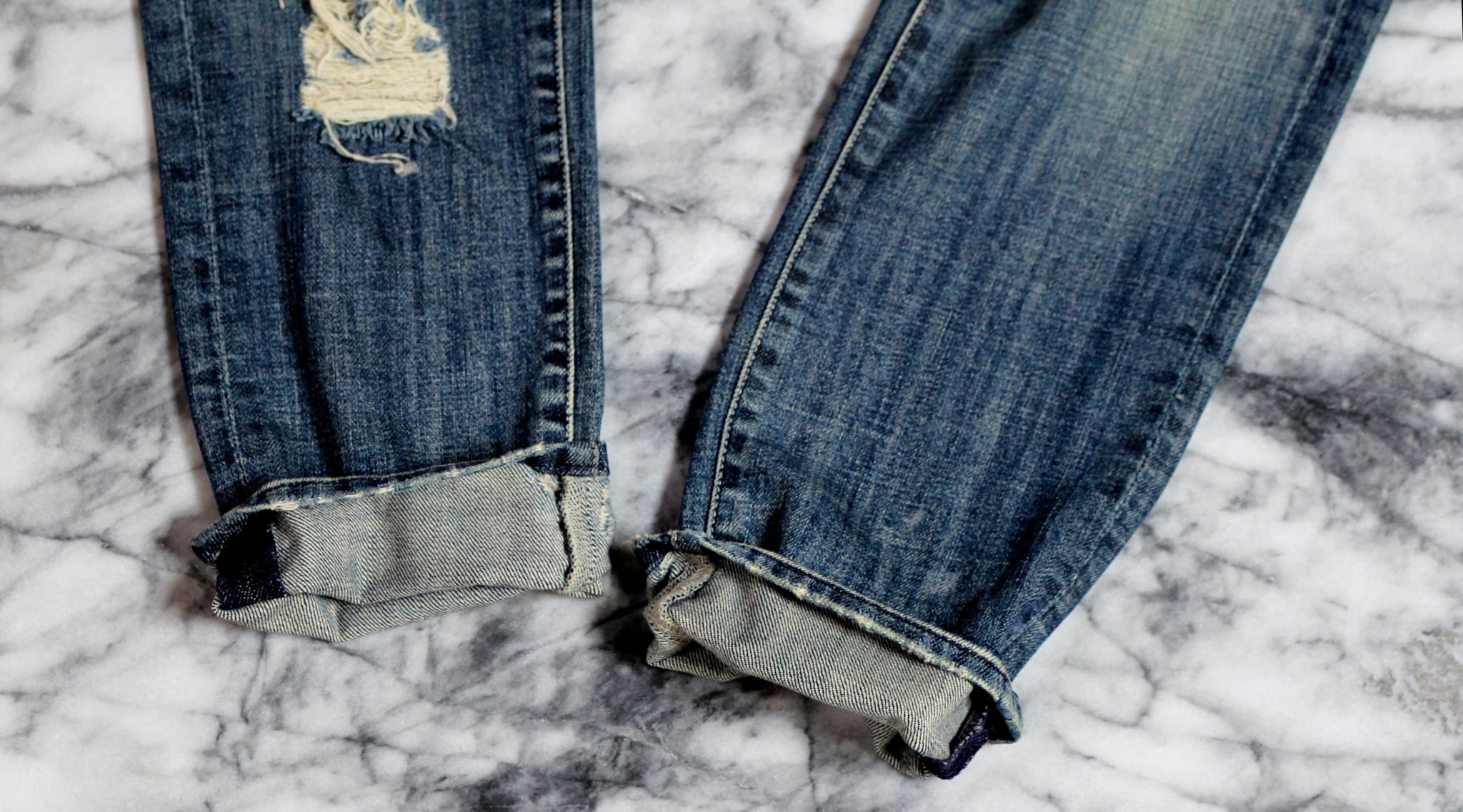 Как правильно заворачивать джинсы снизу девушки