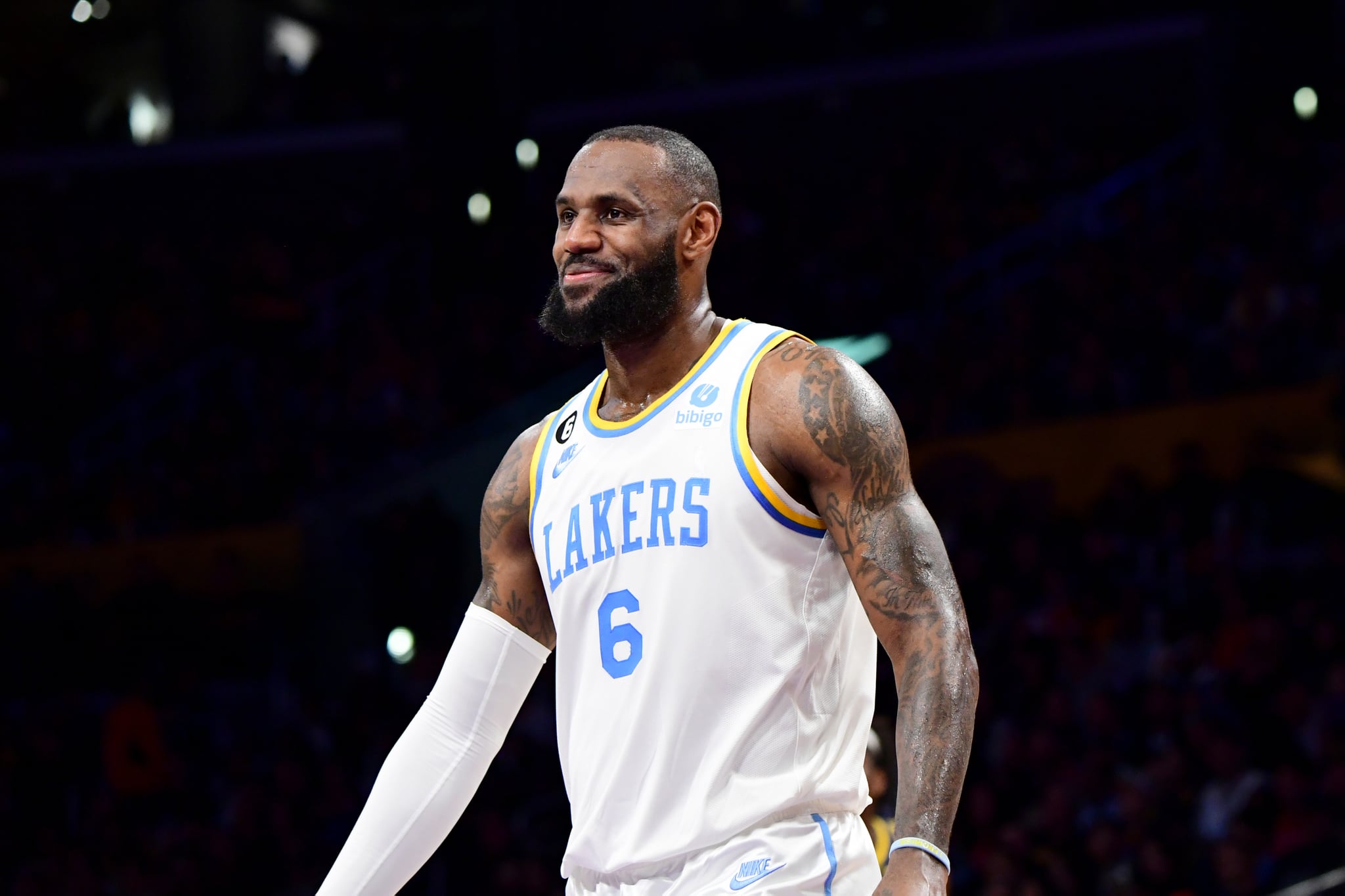 LOS ANGELES, CA - FEBRUARY 23: LeBron James #6 of the Los Angeles Lakers looks on during the game against the Golden State Warriors on February 23, 2023 at Crypto.Com Arena in Los Angeles, California. NOTE TO USER: User expressly acknowledges and agrees that, by downloading and/or using this Photograph, user is consenting to the terms and conditions of the Getty Images Licence Agreement. Mandatory Copyright Notice: Copyright 2023 NBAE (Photo by Adam Pantozzi/NBAE via Getty Images)