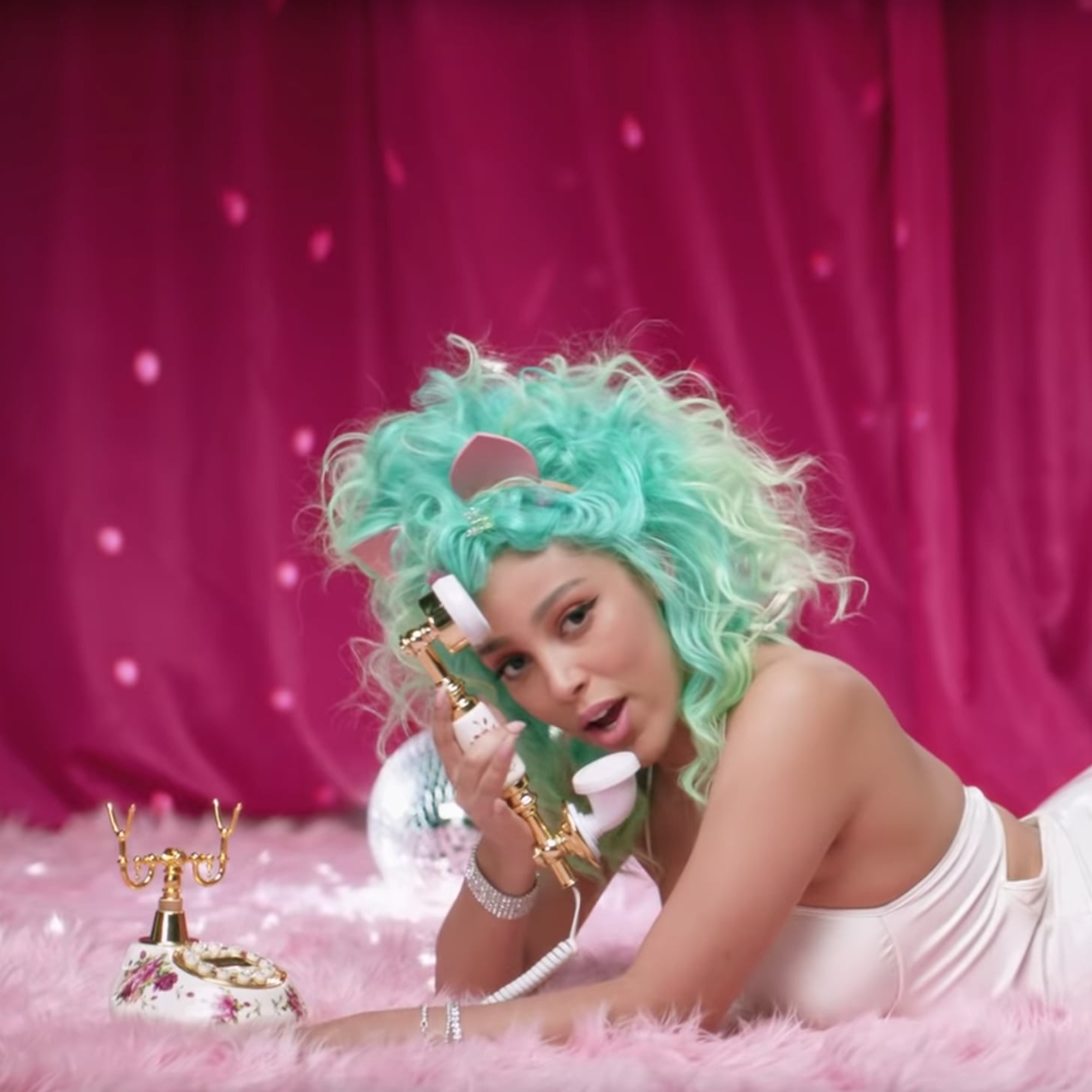 Doja Cat S Best Music Video Beauty Looks Popsugar Beauty