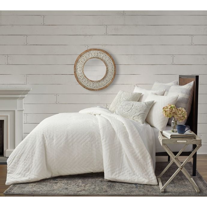 Matelassé Bedding Collection