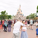 This Man Reproposed to His Wife at Disneyland Paris, and This Time Was Even More Emotional This Man Reproposed to His Wife at Disneyland Paris, and This Time Was Even More Emotional