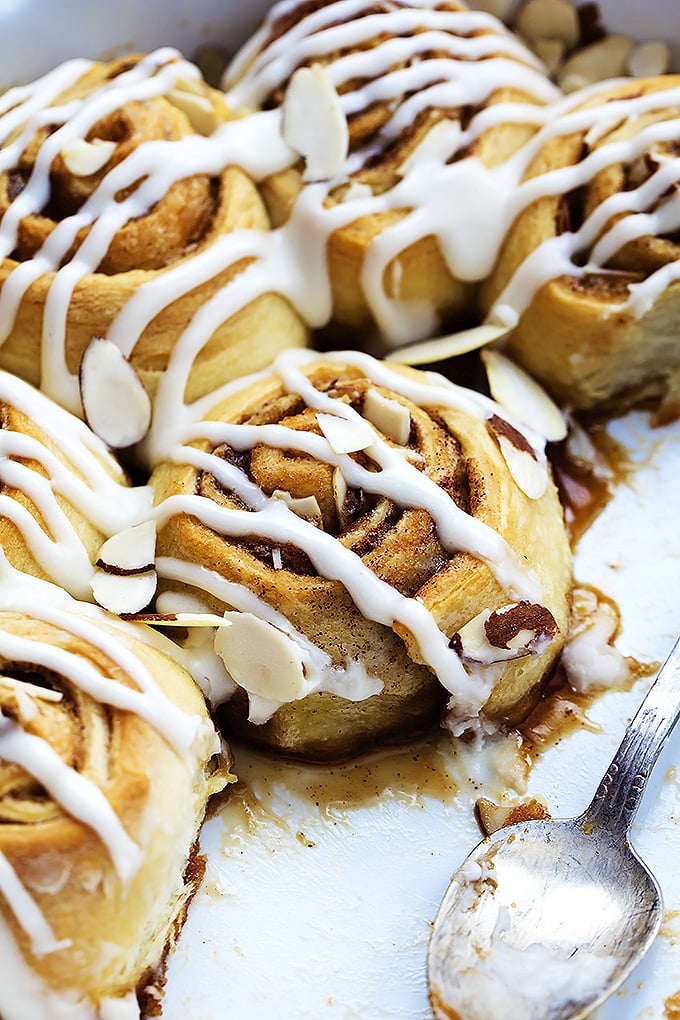 Flaky Almond Cinnamon Buns