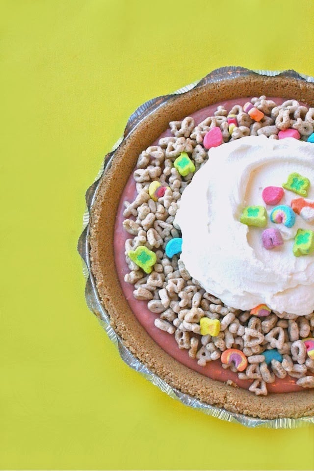 Lucky Charms Pudding Pie
