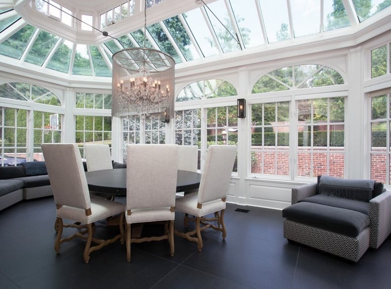 The mansion doesn't lack light. Expansive sun roofs keep the house from feeling dark and gloomy.