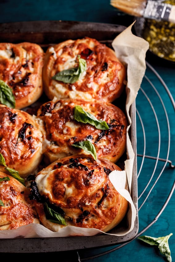 Pizza Rolls With Basil, Sundried Tomatoes, and Garlic Butter