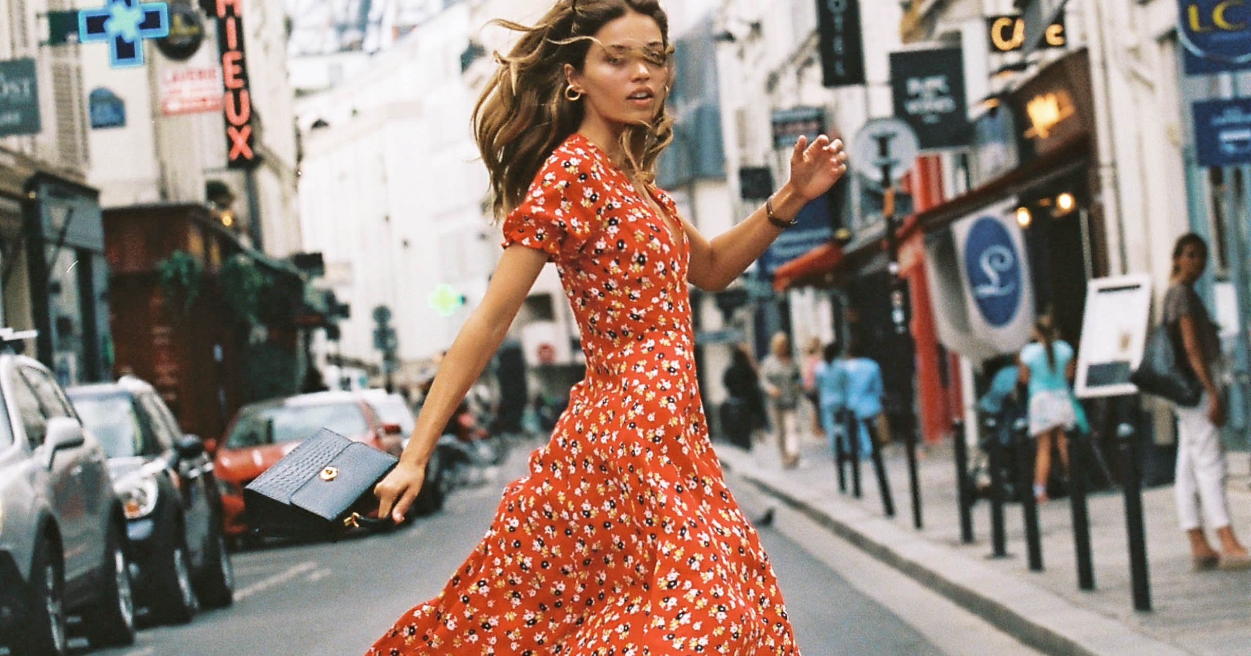 18 summer dresses that are perfect to take on holiday