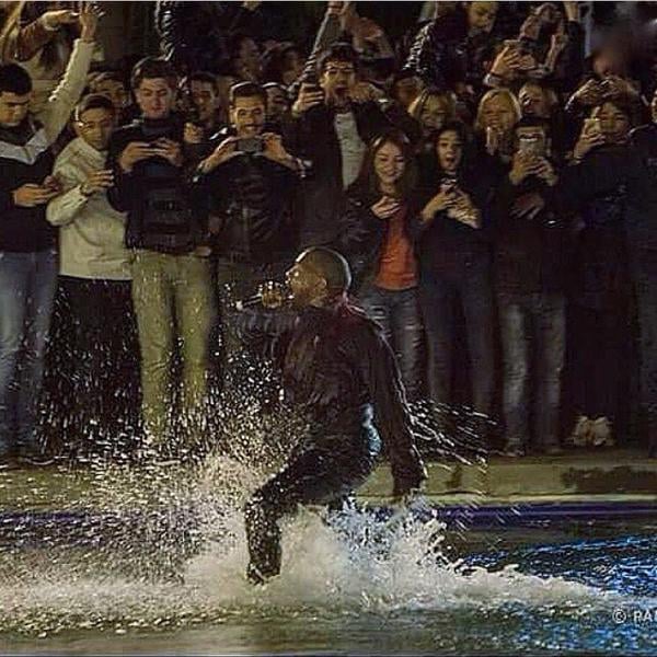 "Crazy night! Kanye wakes me up & says he's doing a free concert in Yerevan, Armenia! I throw on sweats & we go!"