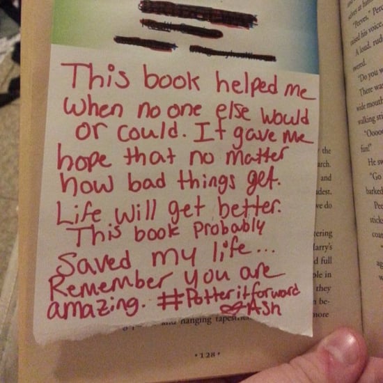 Leaving Notes in Harry Potter Books | #PotterItForward