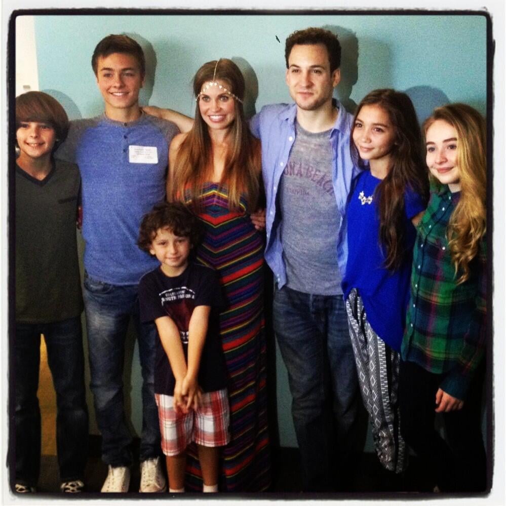 Rowan Blanchard shared a photo of her new onscreen crew.
Source: Twitter user rowblanchard