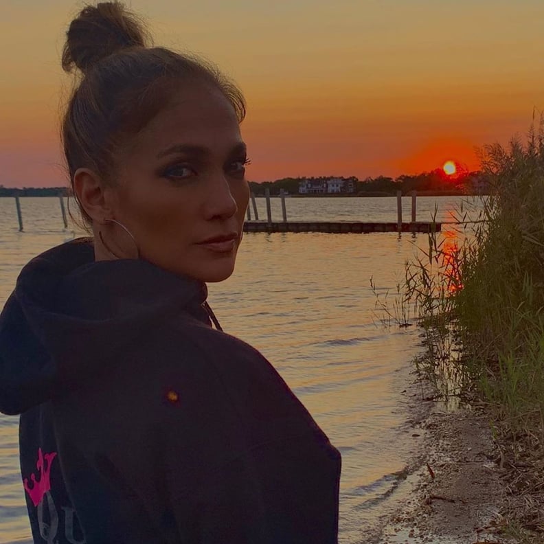 Jennifer Lopez Wore a Queen Hoodie While Pumpkin Picking