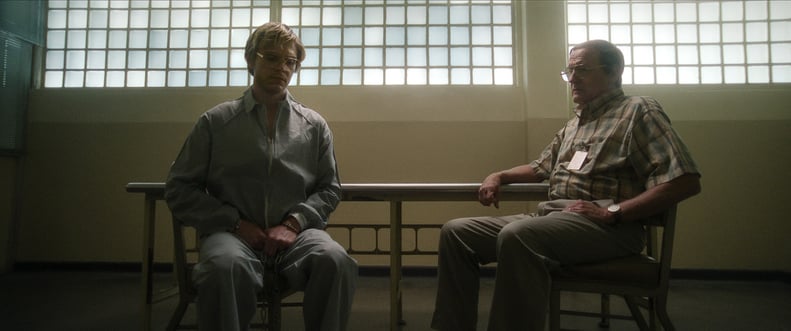 MONSTER: THE JEFFREY DAHMER STORY, from left: Evan Peters as Jeffrey Dahmer, Richard Jenkins as Lionel Dahmer, (Season 1, ep. 108, aired Sept. 21, 2022). photo: Netflix / Courtesy Everett Collection