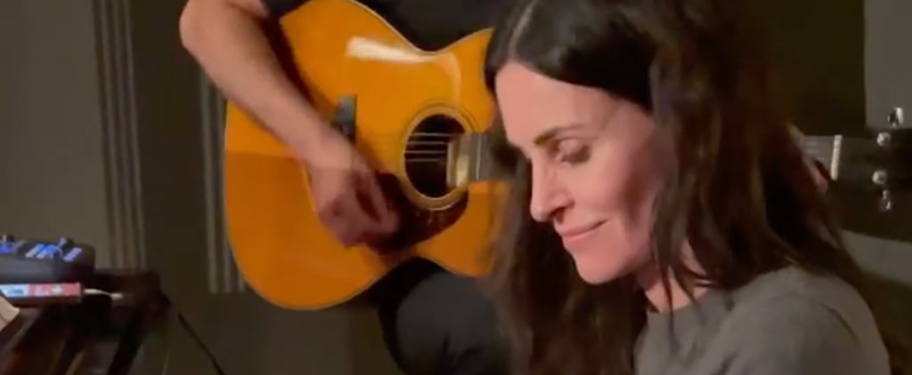 Watch Courteney Cox Play Friends Theme Song on Piano