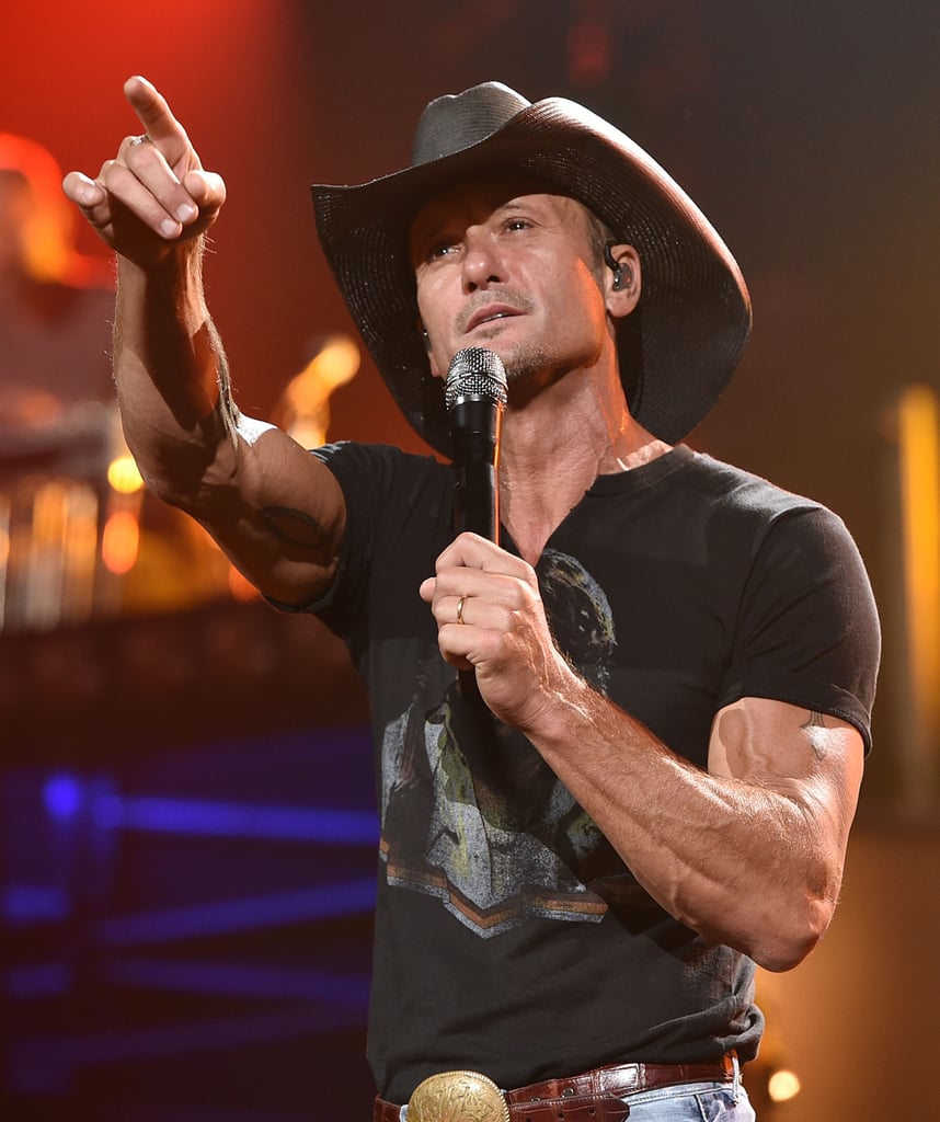 Tim McGraw Sings With His Daughter, Grace, August 2015