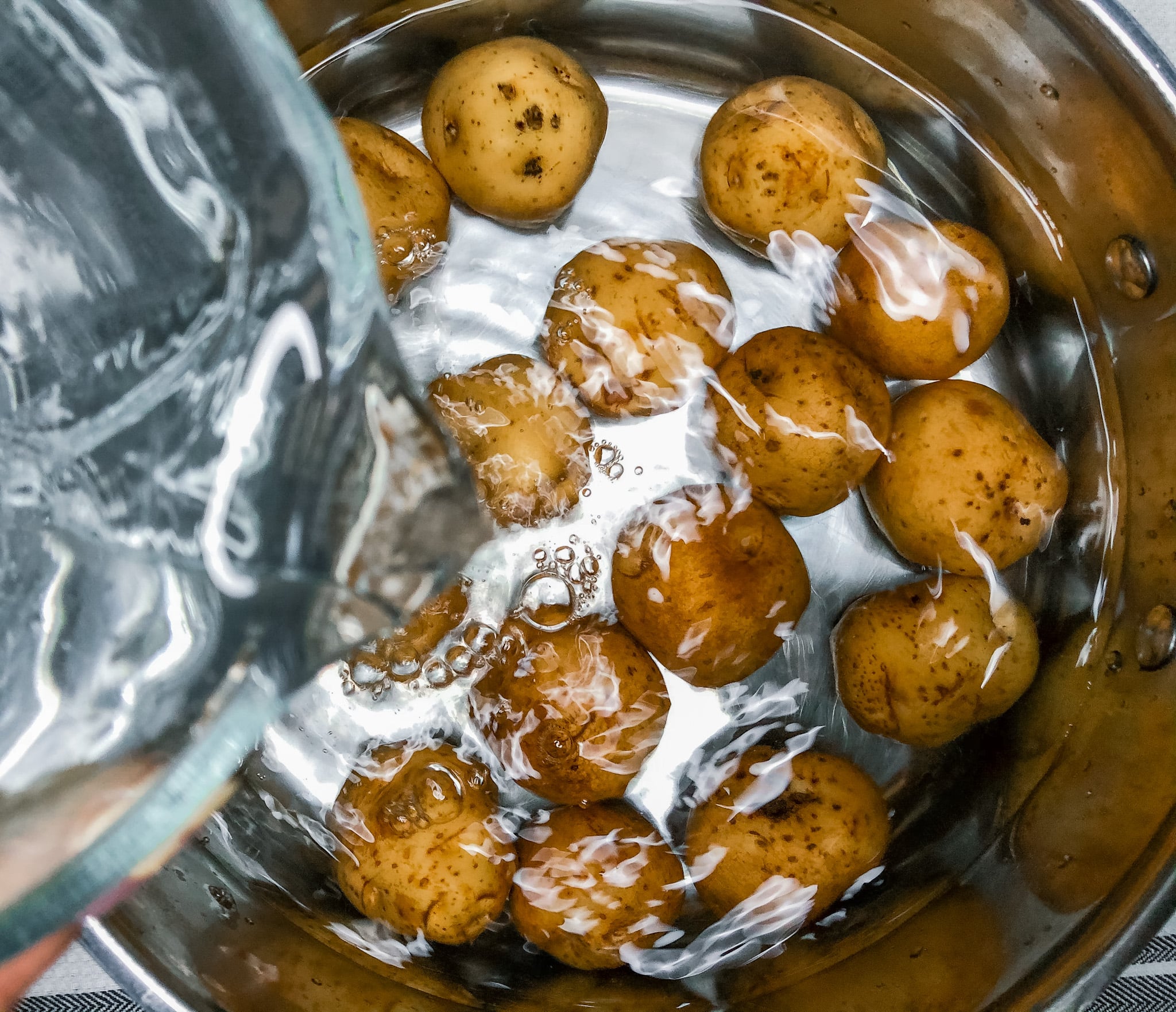 Crispy Smashed Potatoes Recipe - Food Dolls