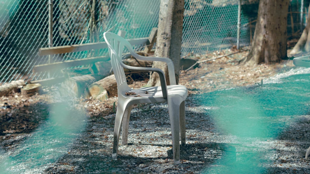 Cut the legs off of old plastic chairs to make poolside chairs.