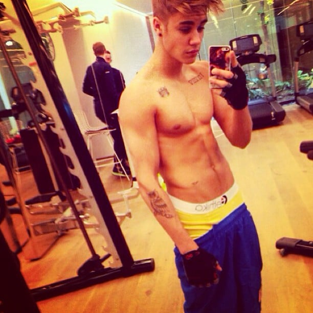 Justin Bieber snapped a photo of his abs while hanging out in a gym in April 2013.

Source: Instagram user justinbieber