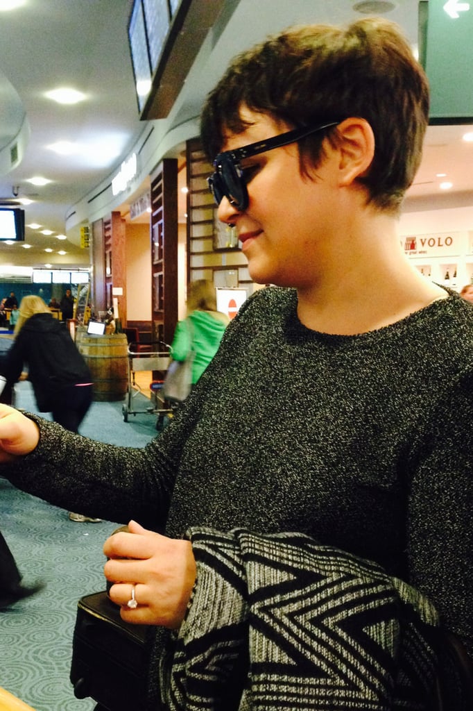 Ginnifer showed off her ring.