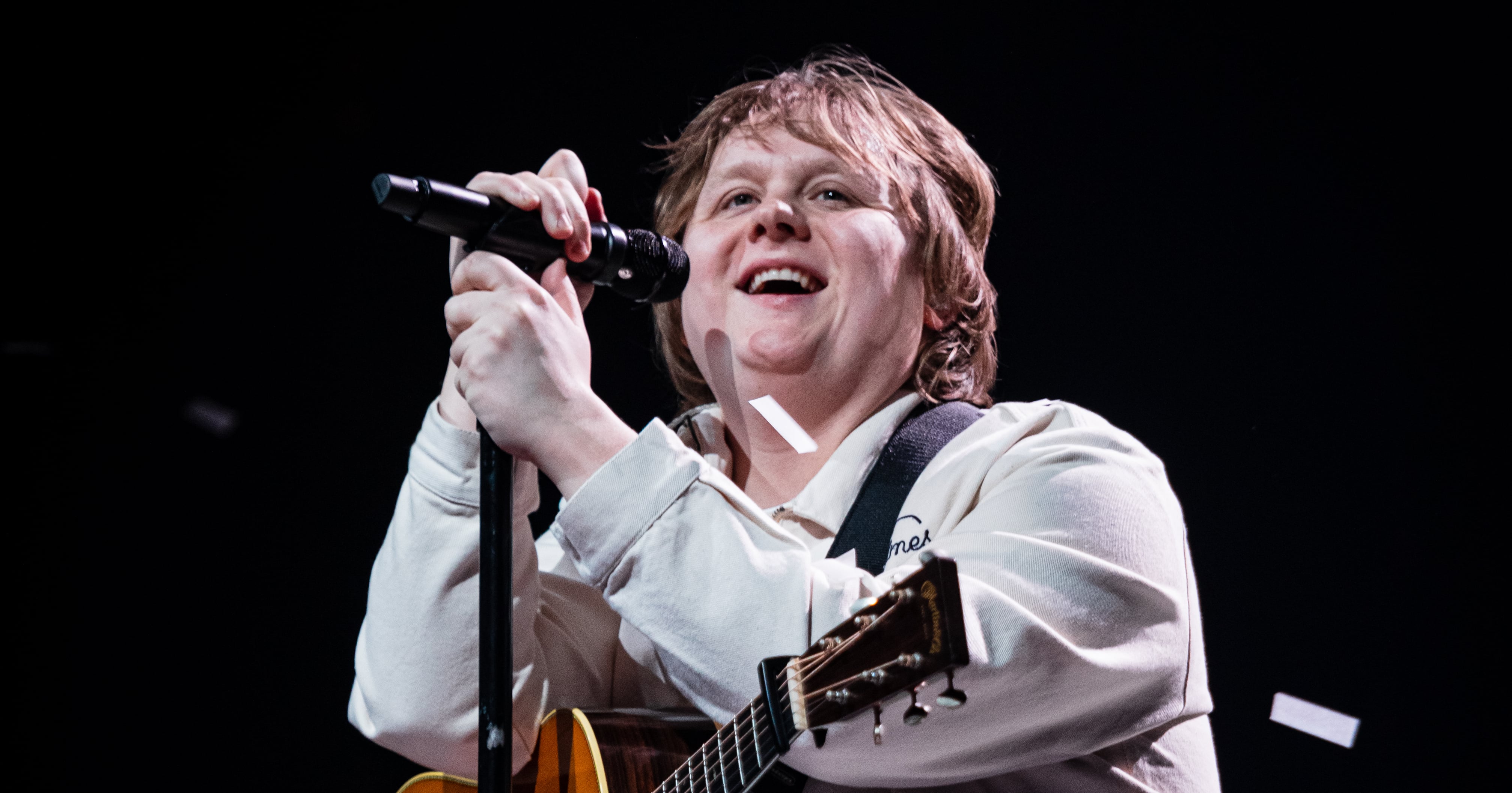 Lewis Capaldi Covers Friends Theme Tune Video PS Entertainment