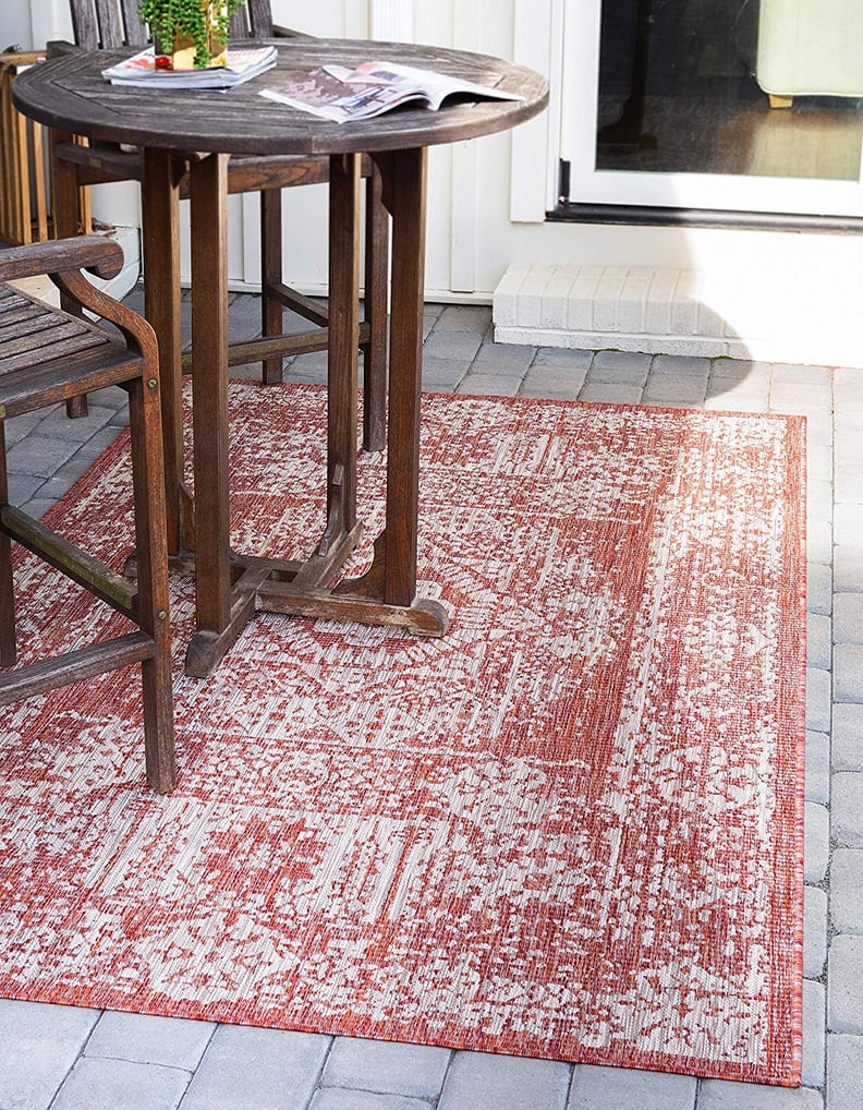 Unique Loom Outdoor Traditional Collection Distressed Vintage Area Rug