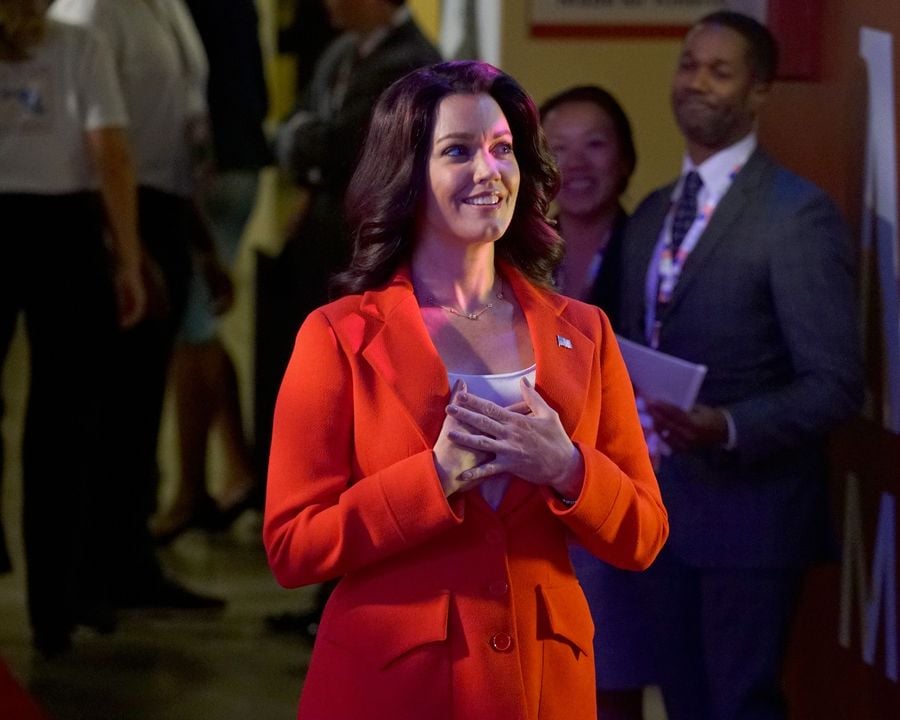 Mellie stands up to Fitz and tells him that it's her time to shine.