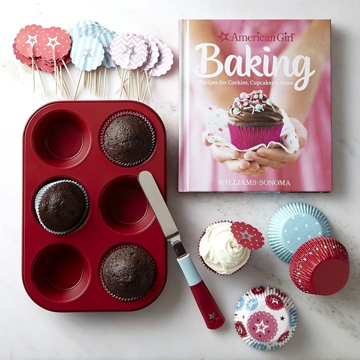 american girl cupcake set