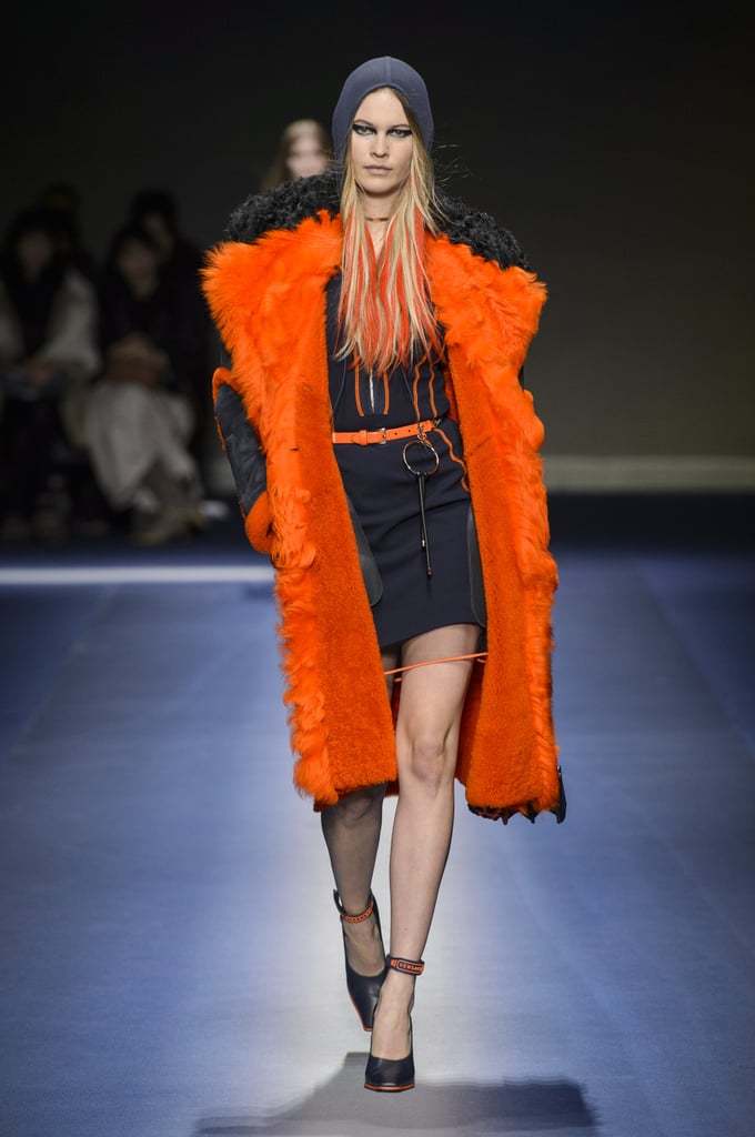 Versace Fall 2017 Runway