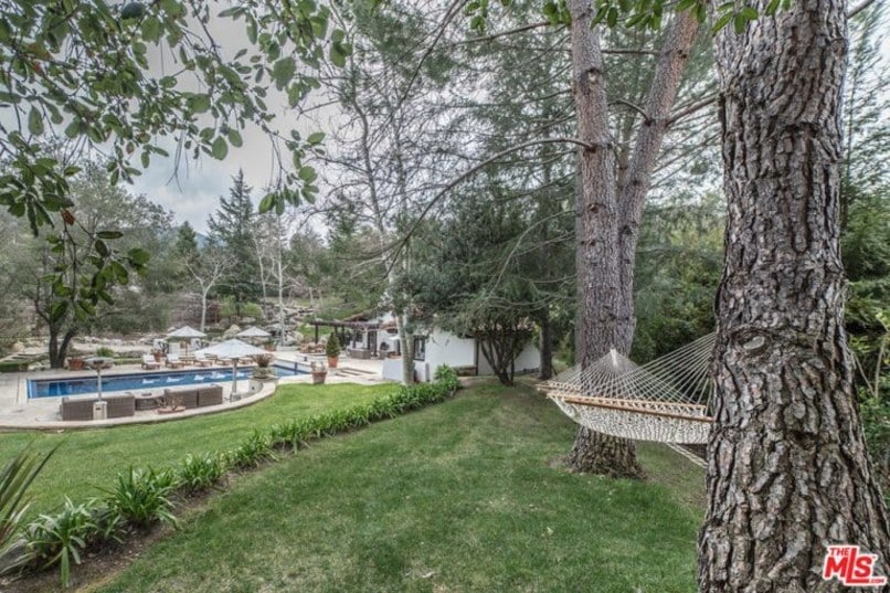 Louis Tomlinson's Calabasas, CA, Mansion For Rent