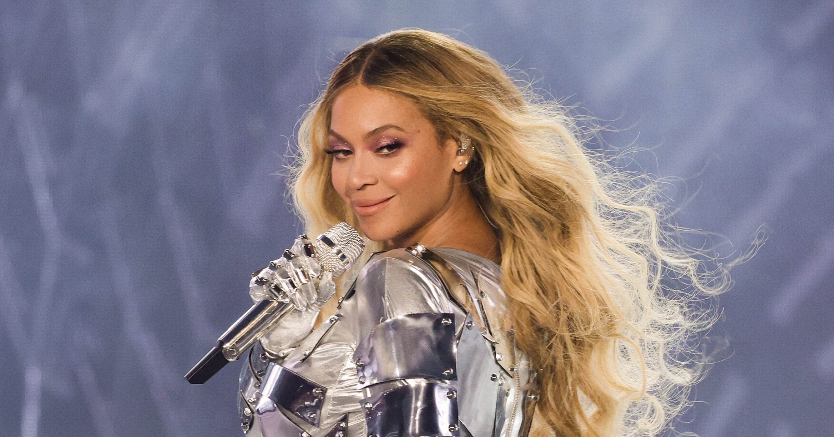The Beyhive Has Identified Beyoncé’s Viral Hot Bodyguard