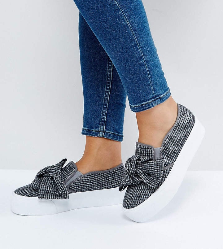 Asos DISCOVERY Wide Fit Bow Sneakers