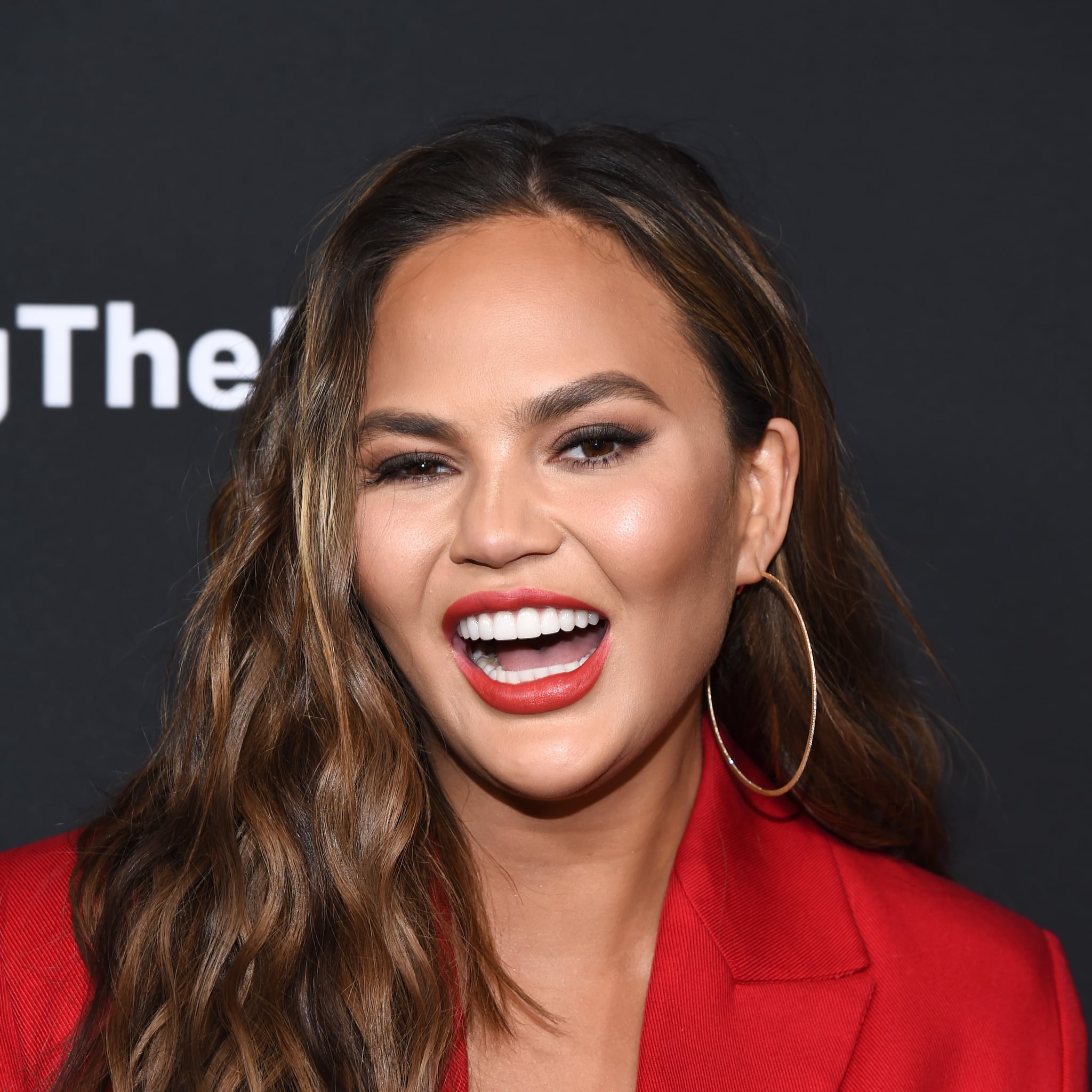 Chrissy Teigen Getting Botox In Her Armpits Popsugar Beauty Australia