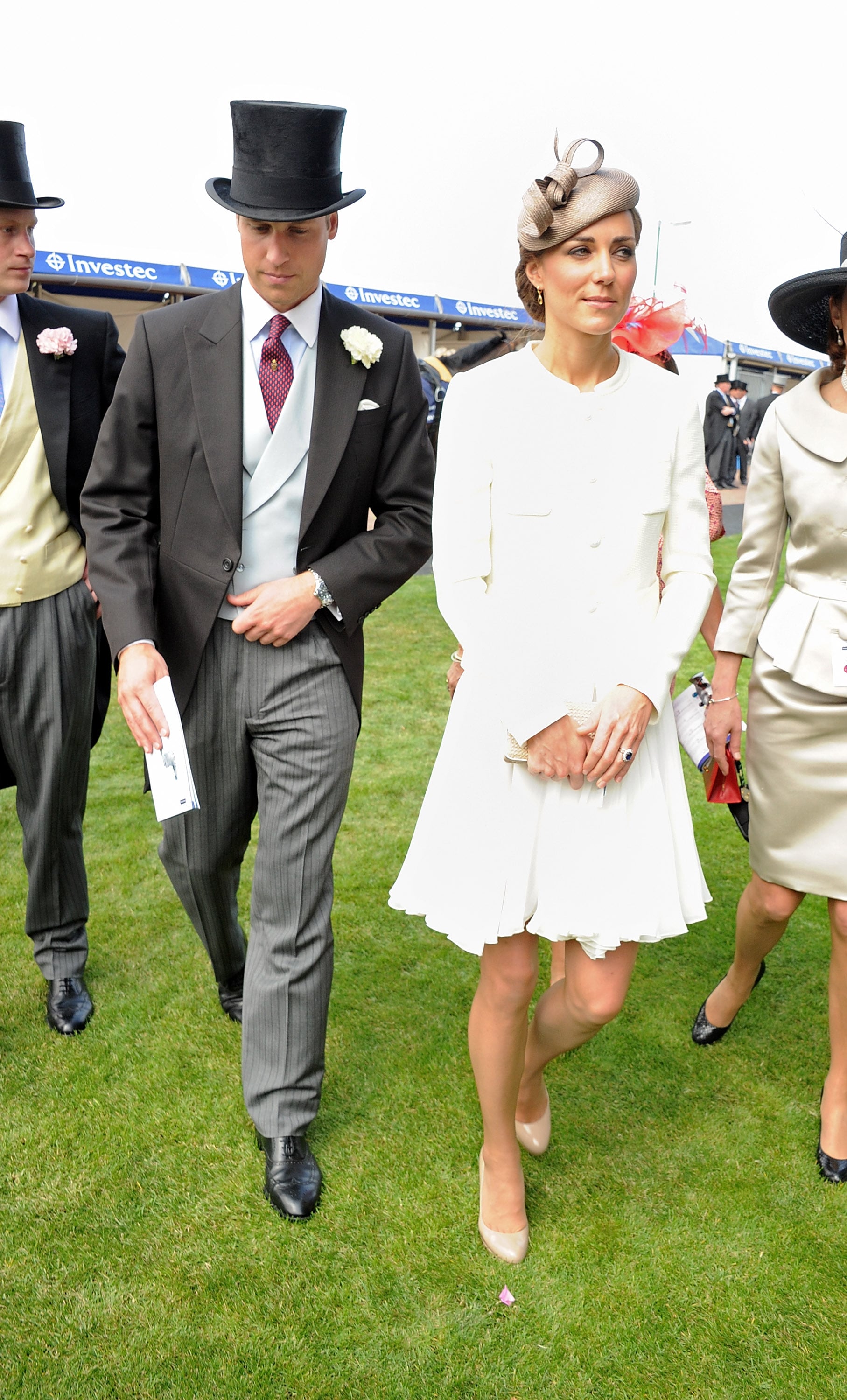 Pictures of Kate Middleton, Prince William, Prince Harry and the Royal Family at the Epsom Day ...