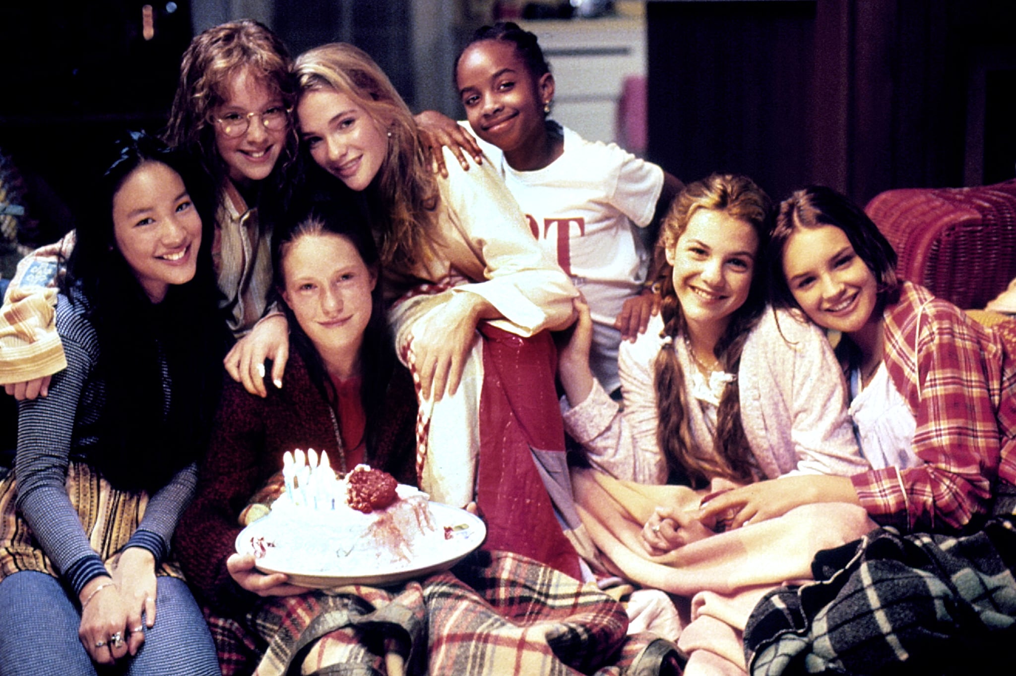 BABY-SITTERS CLUB, Tricia Joe, Stacy Linn Ramsower, Schuyler Fisk, Bre Blair, Zelda Harris, Larisa Oleynik, Rachael Leigh Cook, 1995.