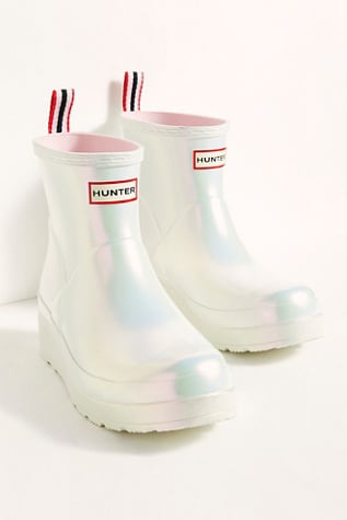 white hunter chelsea boots