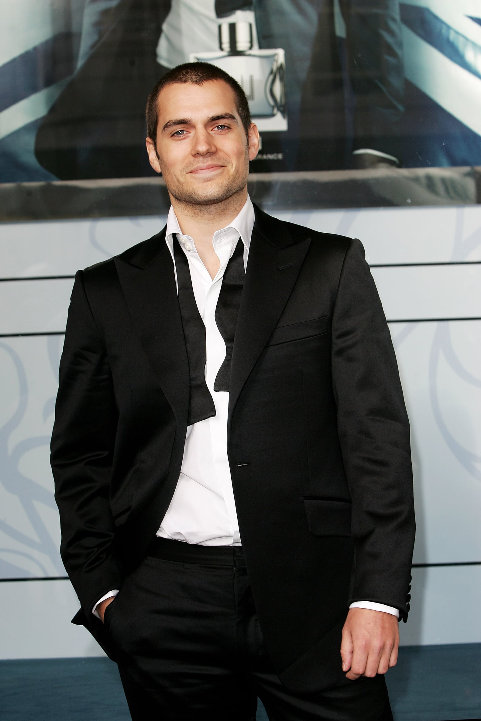 Hot Pictures of Henry Cavill | PS Celebrity