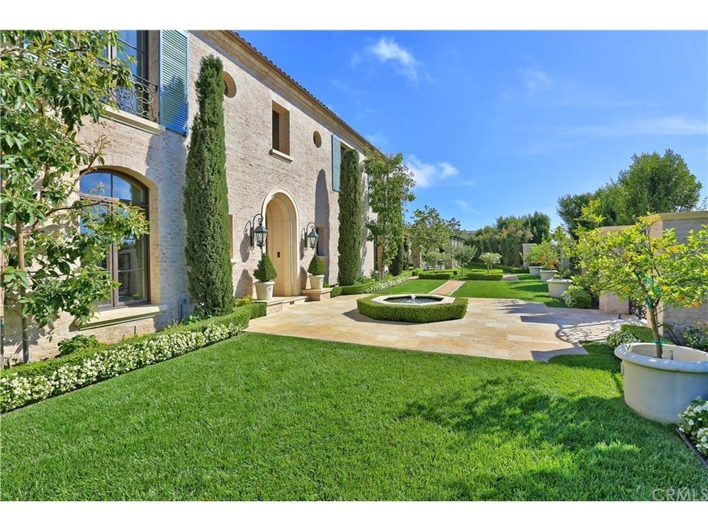 1 Last Look at Real Housewives Star