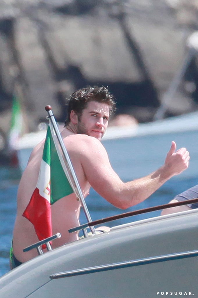Liam Hemsworth on Vacation in Italy | Pictures