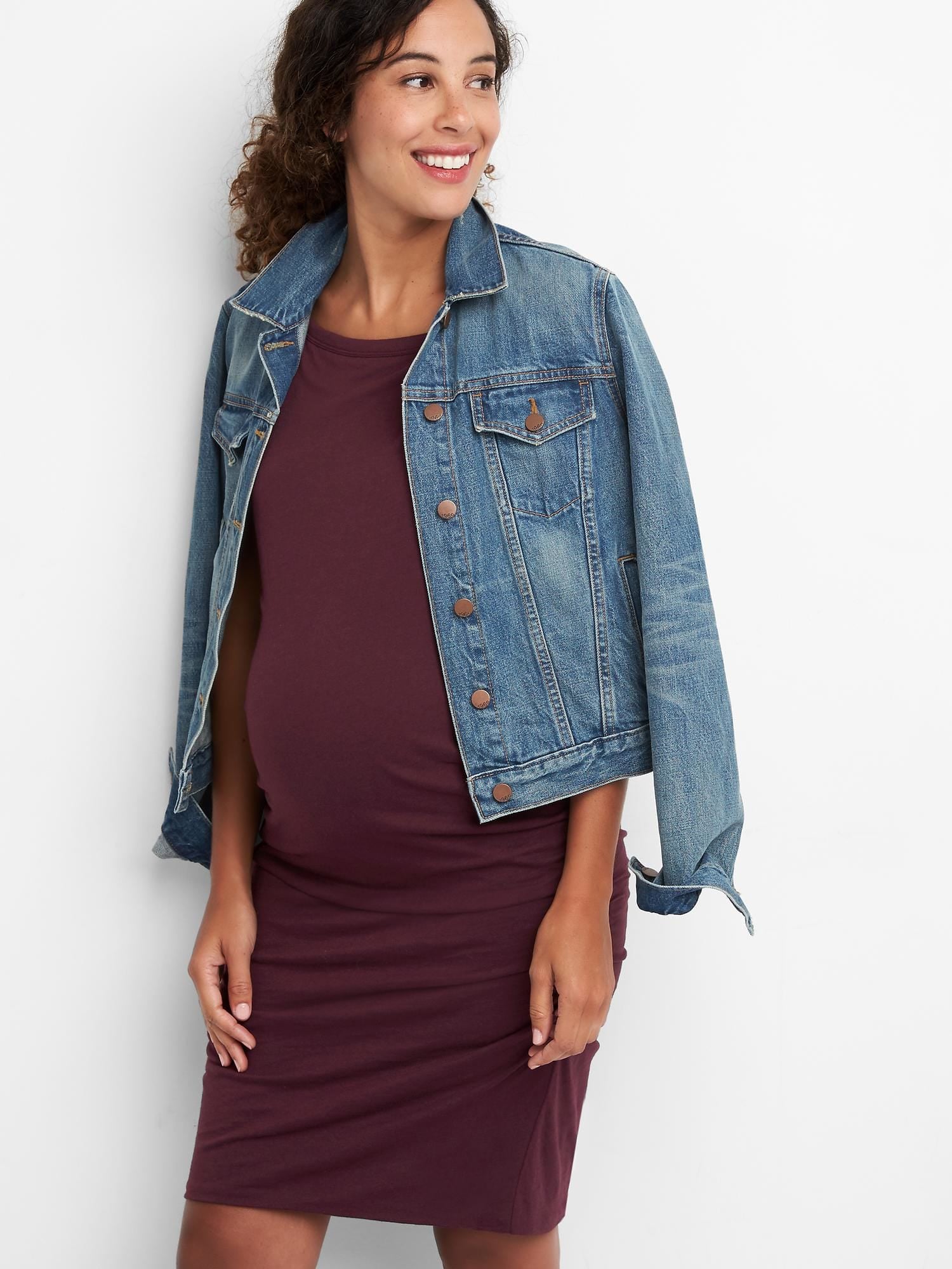 Gap Maternity Short-Sleeve T-Shirt Dress | 16 Fall Maternity For Expecting Moms (That Are Actually Cute) | POPSUGAR Family Photo 6