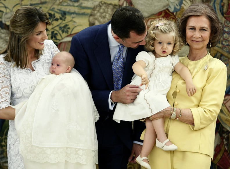 Princess Leonor and Infanta Sofía in 2007