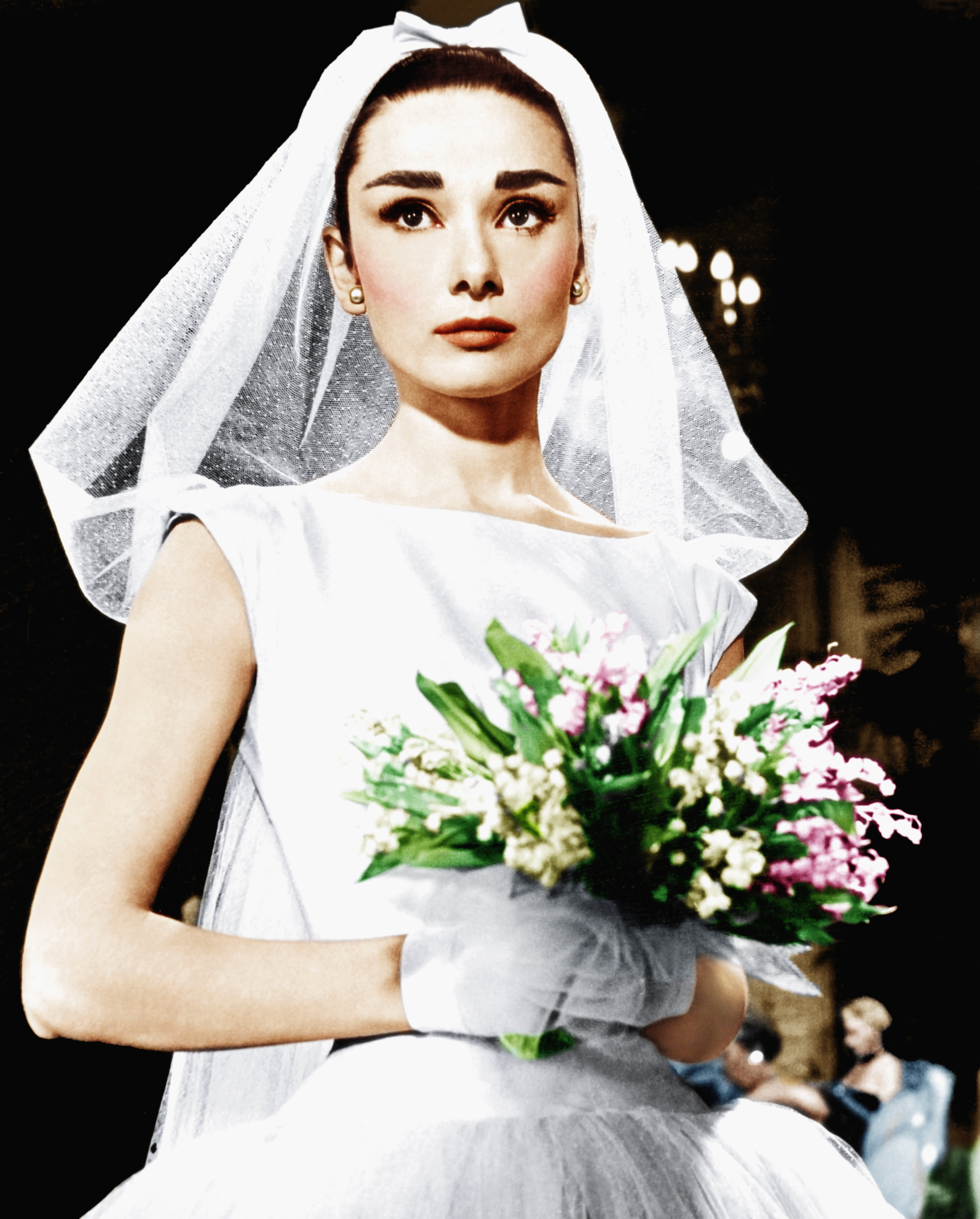 See Ariana Grande s Custom Vera Wang Wedding Dress POPSUGAR Fashion