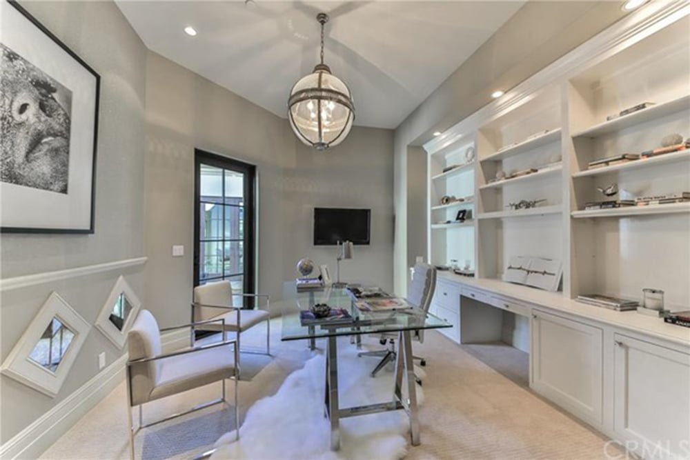 You'll have no trouble getting work done in this spacious office.
